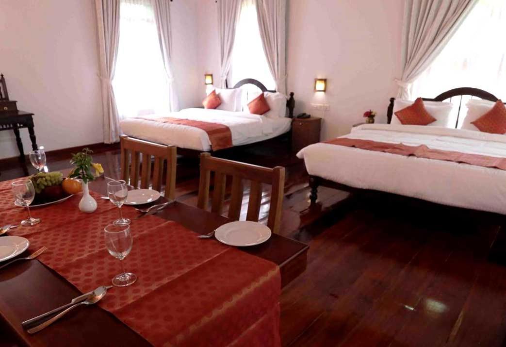 Kumarakom Heritage Resort Котаям Екстериор снимка