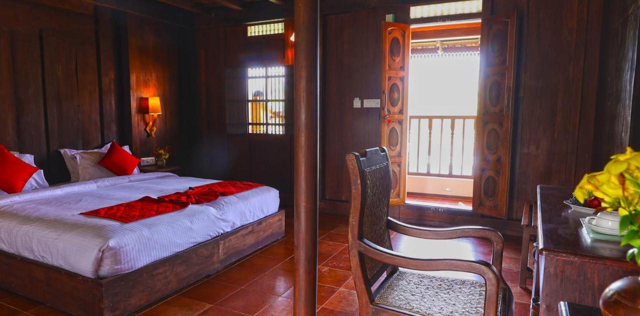Kumarakom Heritage Resort Котаям Екстериор снимка
