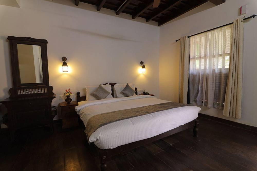 Kumarakom Heritage Resort Котаям Екстериор снимка